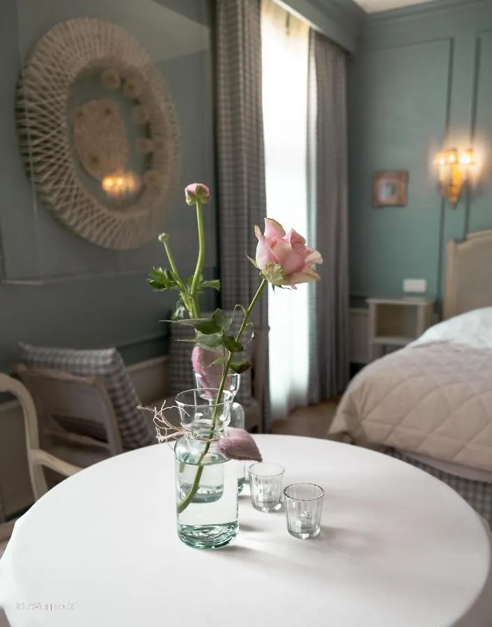 Guesthouse Mirabel Bruges 4*,