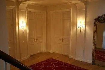 Guesthouse Mirabel Brugia Pensjonat